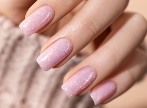 baza-hybrydowa-victoria-vynn-gel-polish-just-base-rosen-8-ml-stylizacja.jpg