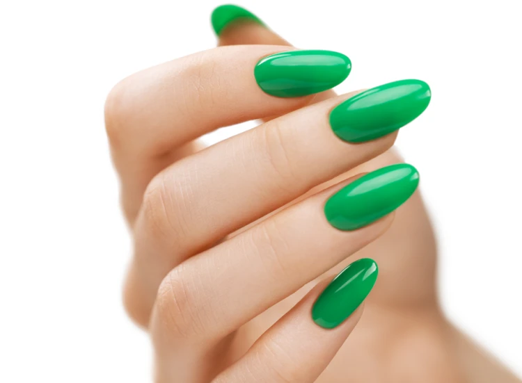 victoria-vynn-soft-gel-tips-short-round-tipsy-akrylowe-krotki-owal-stylizacja.png