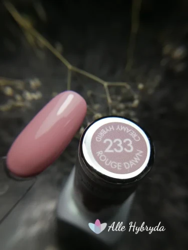 lakier-hybrydowy-victoria-vynn-pure-creamy-hybrid-233-rouge-dawn-8-ml-kolor.webp