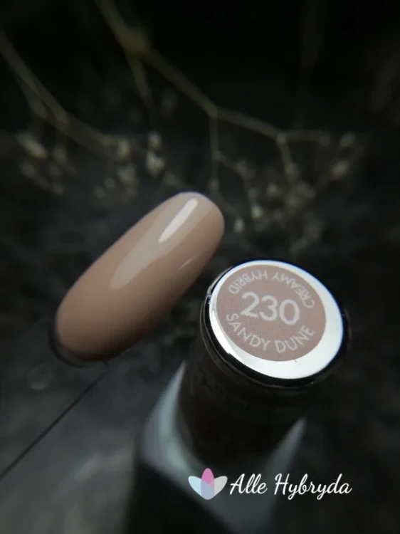 lakier-hybrydowy-victoria-vynn-pure-creamy-hybrid-230-sandy-dune-8-ml-kolor.webp