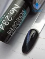 victoria-vynn-gel-polish-lakier-hybrydowy-cat-eye-kyanite-stone-8-ml-234-kolor.webp