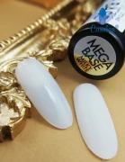 victoria-vynn-mega-base-8-ml-milky-white-kolor.webp