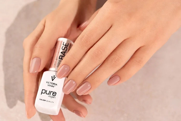 MANI_PEDI_BASE_1200x800_c1f1.webp