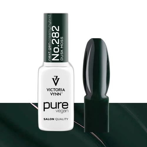 Lakier hybrydowy Victoria Vynn Pure Vegan Creamy Hybrid No.282 Dusk Moss 8ml - butelka obok paznokietnika w odcieniu butelkowa zieleń