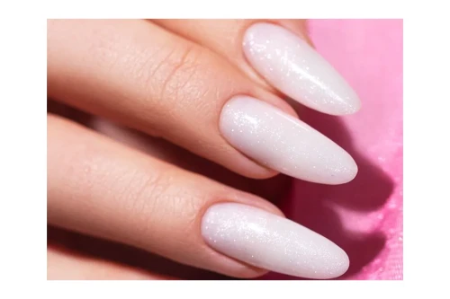 Paznokcie w kształcie migdała stylizowane żelem Easy Fiber Gel Sparkle Milky