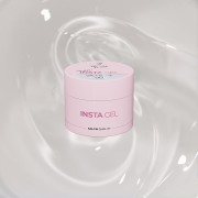 INSTA GEL 00 Only Gloss 40 ml na tle krystalicznie przezroczystego żelu