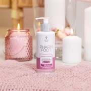 Butelka z pompką kremu DERMO INTENSE Pharm Foot 250 ml wśród świec